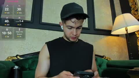 Snapshot of grantblake chatting on June 1, 6:48 am Grant online show from June 1, 6:48 am