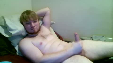 gravewalker22 online show from February 7, 3:21 am