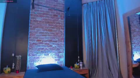 Snapshot of grayandrews chatting on July 5, 11:12 pm grayandrews online show from July 5, 11:12 pm