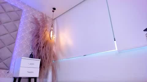 Snapshot of grayce_blossoms24 chatting on February 28, 8:39 pm grayce blossoms24 online show from February 28, 8:39 pm