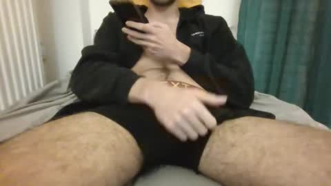 Snapshot of grcammer chatting on March 30, 1:06 am GrCammer online show from March 30, 1:06 am