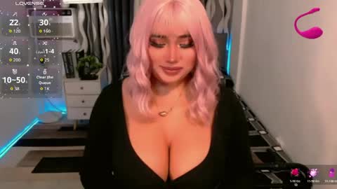 PAULATHEONE online show from April 11, 8:46 pm