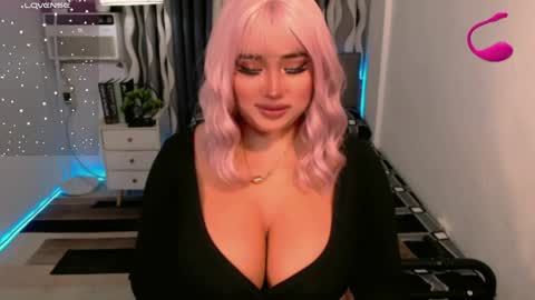 PAULATHEONE online show from April 21, 8:34 pm