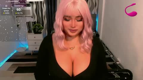 PAULATHEONE online show from June 6, 12:49 am