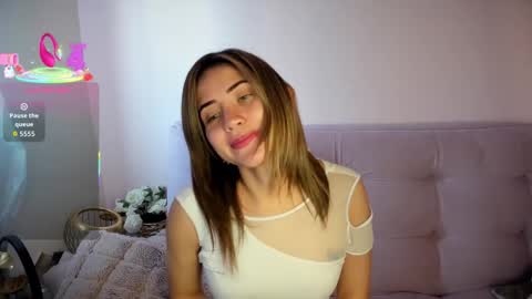 Greeicy online show from March 26, 9:53 pm