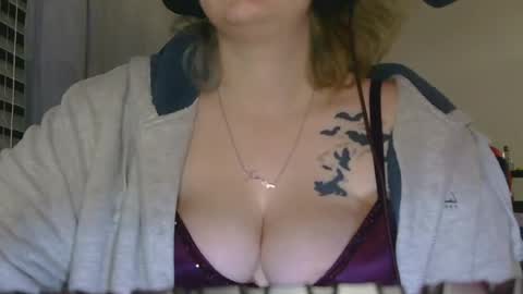 Snapshot of greektragedy69 chatting on June 14, 1:58 am GreekTragedy online show from June 14, 1:58 am