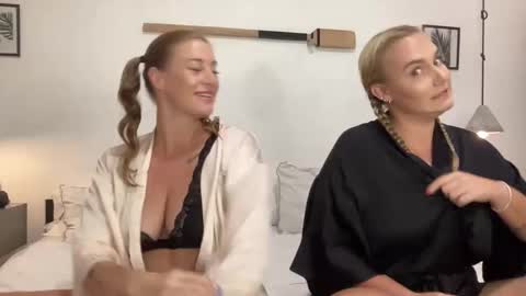 Green Eyed Goddess online show from January 5, 4:04 am