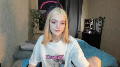 Snapshot of green_tea666 chatting on December 31, 4:46 pm Lilith online show from December 31, 4:46 pm