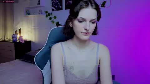 Snapshot of green_tea666 chatting on September 14, 10:31 pm Lilith online show from September 14, 10:31 pm