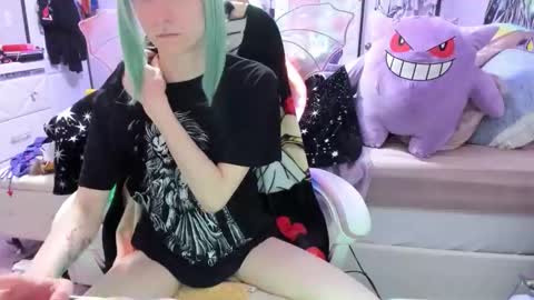 GreenEyedLovexo online show from November 22, 9:58 pm