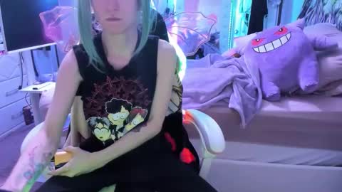 GreenEyedLovexo online show from April 22, 6:31 pm