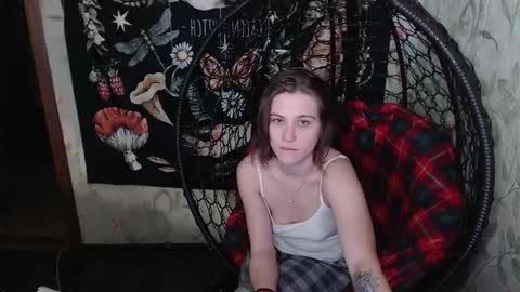 Lina online show from February 3, 12:10 pm