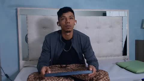 GregorySforza online show from September 18, 12:07 pm