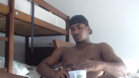 Snapshot of gregory_x chatting on January 2, 9:39 pm Gregory max online show from January 2, 9:39 pm