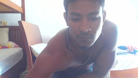 Snapshot of gregory_x chatting on January 14, 3:36 pm Gregory max online show from January 14, 3:36 pm