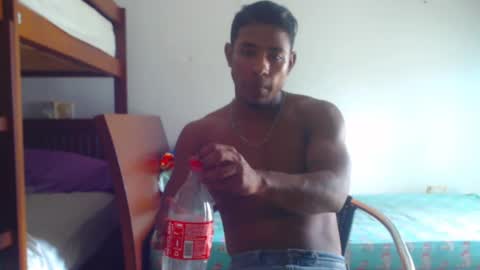 Snapshot of gregory_x chatting on February 8, 7:27 pm Gregory max online show from February 8, 7:27 pm