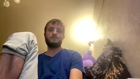 Snapshot of grek32x chatting on December 18, 3:51 pm Grek32X online show from December 18, 3:51 pm