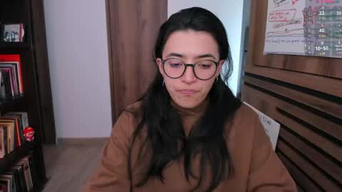 Snapshot of gretagat chatting on April 21, 9:06 pm Greta online show from April 21, 9:06 pm