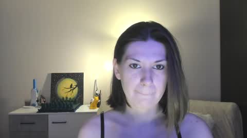 Snapshot of gretamiln chatting on January 10, 11:18 pm Greta online show from January 10, 11:18 pm