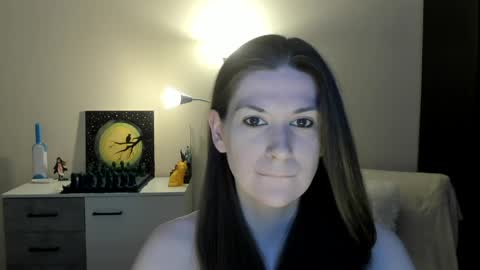 Snapshot of gretamiln chatting on April 1, 10:07 pm Greta online show from April 1, 10:07 pm