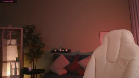 gretchen_mol online show from September 13, 12:38 pm