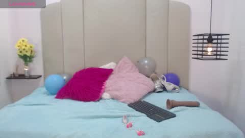 Snapshot of grettel_ramiirez chatting on January 13, 12:19 am Marcela online show from January 13, 12:19 am