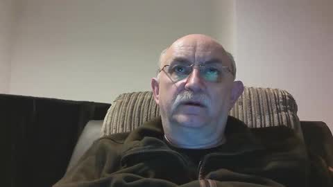 Snapshot of grey_dom chatting on March 3, 4:35 pm Master Sir online show from March 3, 4:35 pm