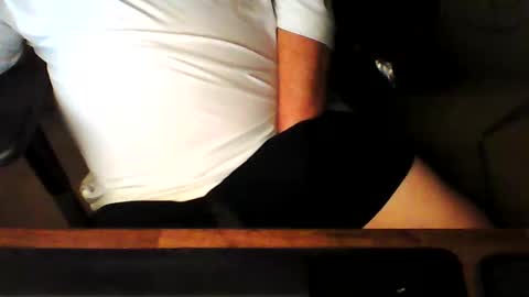 Snapshot of greyghost04 chatting on December 21, 2:26 pm greyghost04 online show from December 21, 2:26 pm