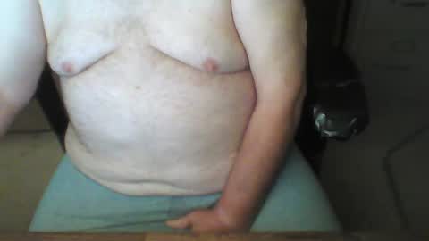 Snapshot of greyghost04 chatting on October 5, 2:26 pm greyghost04 online show from October 5, 2:26 pm