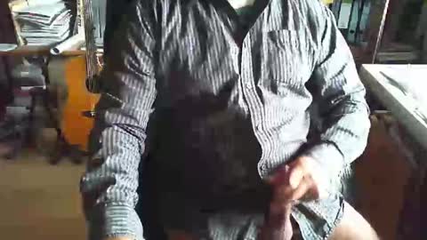 greyhounddog online show from October 10, 9:52 am