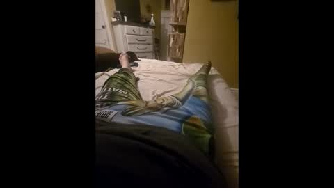 Snapshot of grizzely1975 chatting on February 24, 3:12 am grizzely1975 online show from February 24, 3:12 am