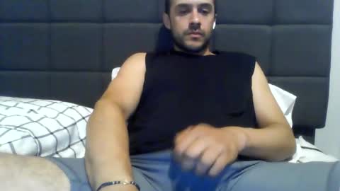 Snapshot of grnde789 chatting on August 8, 3:30 am grnde789 online show from August 8, 3:30 am