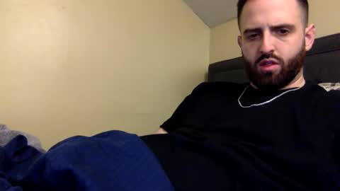 Snapshot of grobs123 chatting on December 3, 6:37 am grobs123 online show from December 3, 6:37 am