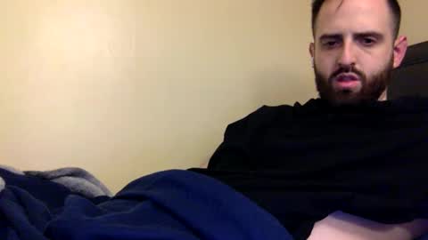 Snapshot of grobs123 chatting on December 11, 3:45 am grobs123 online show from December 11, 3:45 am