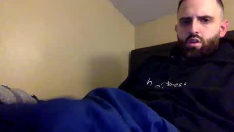 Snapshot of grobs123 chatting on February 27, 1:38 am grobs123 online show from February 27, 1:38 am