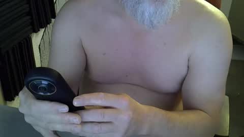 Snapshot of grooce_sub chatting on June 15, 1:35 pm Grooce online show from June 15, 1:35 pm