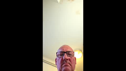 Snapshot of grosseteub1902 chatting on March 21, 7:13 am grosseteub1902 online show from March 21, 7:13 am