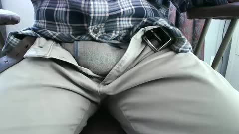 Snapshot of growerandrunner chatting on September 19, 8:53 pm growerandrunner online show from September 19, 8:53 pm