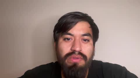 Snapshot of growerto5 chatting on March 3, 2:04 am Hornystoner online show from March 3, 2:04 am