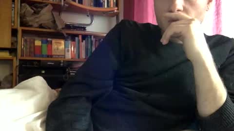 gruendamien online show from February 19, 12:01 pm