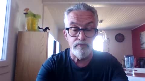 Grybear online show from April 7, 2:39 pm