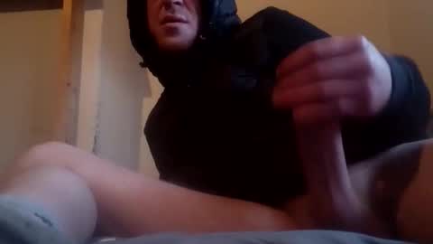 Snapshot of gsxrsrad84 chatting on December 14, 9:14 am gsxrsrad84 online show from December 14, 9:14 am