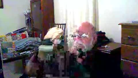 Snapshot of gtnolder60 chatting on November 1, 11:01 am Gary online show from November 1, 11:01 am