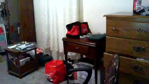 Snapshot of gtnolder60 chatting on December 4, 12:14 pm Gary online show from December 4, 12:14 pm