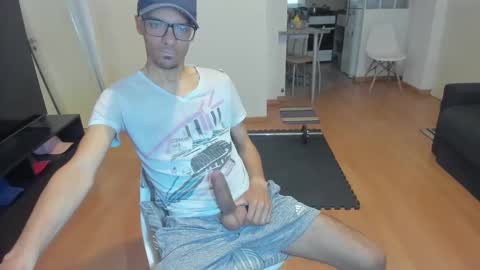 guachin_new online show from September 20, 1:34 pm