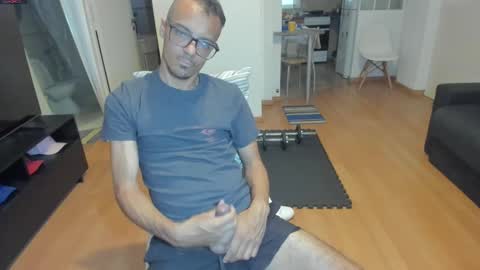 guachin_new online show from October 9, 5:55 pm