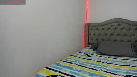 guadalupeclak online show from December 30, 11:17 pm