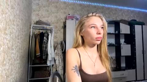 Snapshot of guantanamera_ chatting on February 7, 6:24 pm Eva online show from February 7, 6:24 pm