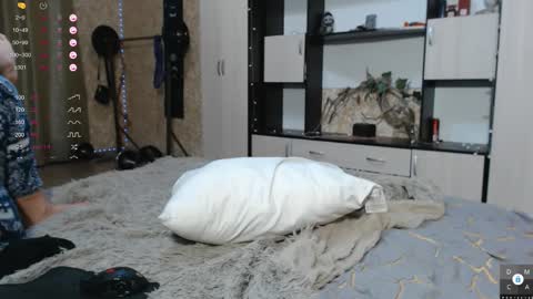 Snapshot of guantanamera_ chatting on February 15, 5:39 pm Eva online show from February 15, 5:39 pm