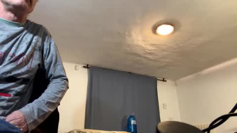 guardiannif_ online show from January 26, 8:13 pm